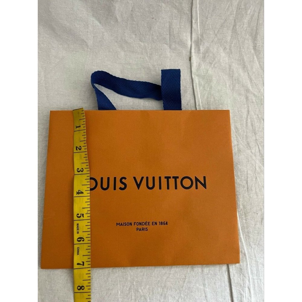 LOUIS VUITTON Reusable Paper Shopping Bag 7" x 8.5" x 4.5"